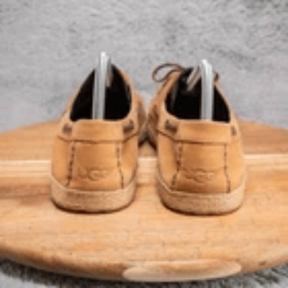 UGG TYLIN 6 NWOB DECK SHOE Chestnut Nubuck Leather Lamb Fur Lined Boat Classic - Picture 5 of 16